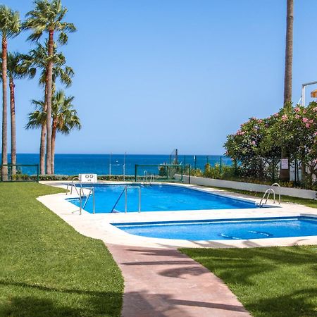 Luxury Frontline Beach Apartment With Sea View Бенальмадена Экстерьер фото